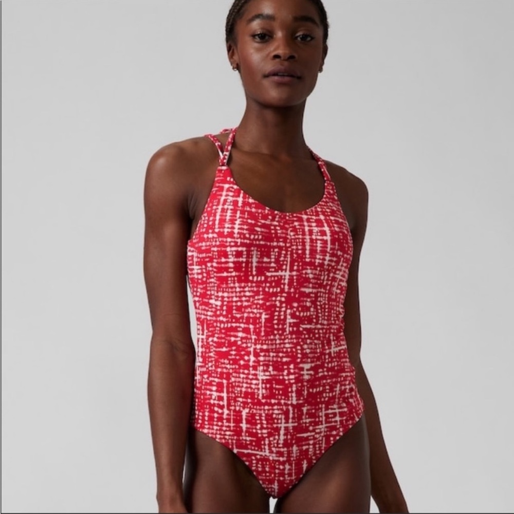 Athleta keyhole one piece swimsuit size LP